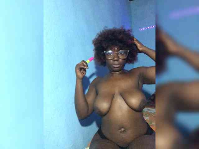 Blackbabe05 webcam