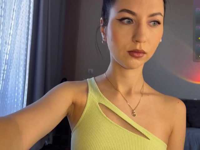 Jannetemagdalenovna live cam on BongaCams