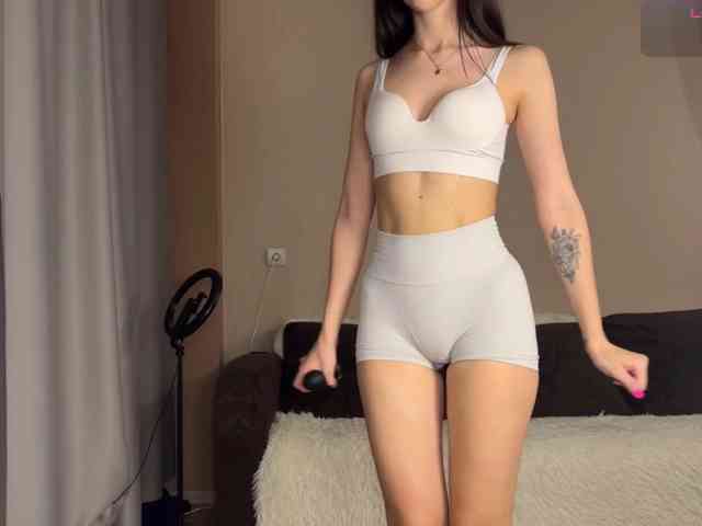Model: Jannetemagdalenovna