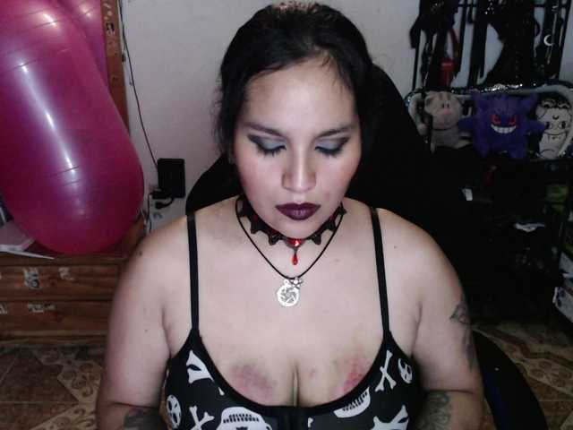 Kureijihentai live cam on BongaCams