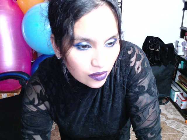 Kureijihentai live cam on BongaCams