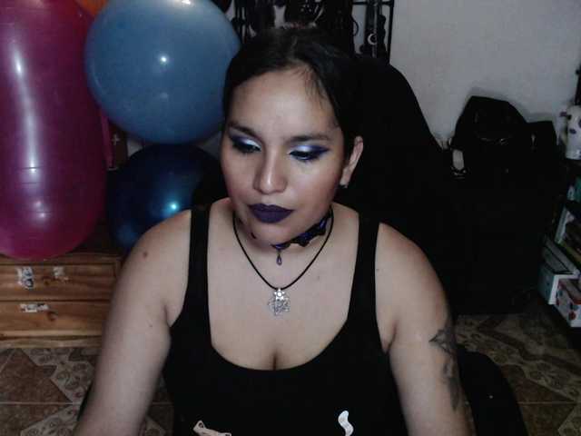 Kureijihentai live cam on BongaCams