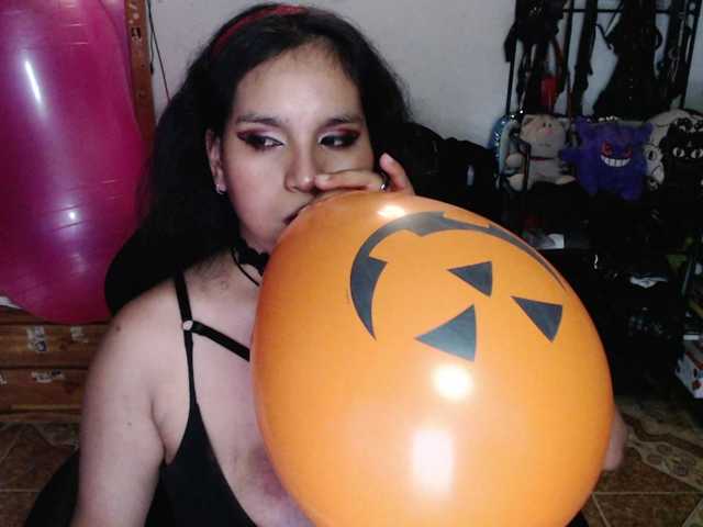 Kureijihentai live cam on BongaCams