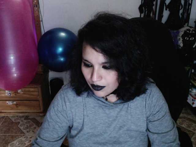 Kureijihentai live cam on BongaCams
