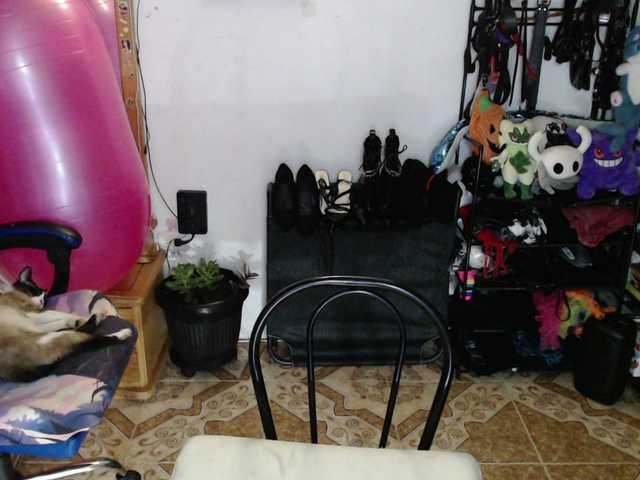 Kureijihentai live cam on BongaCams