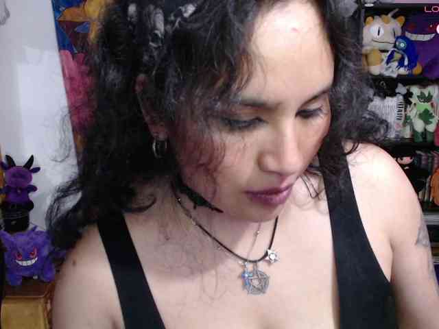 Kureijihentai webcam