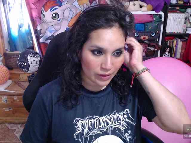 Kureijihentai webcam