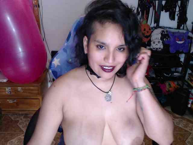 Kureijihentai webcam