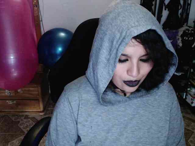 Kureijihentai webcam