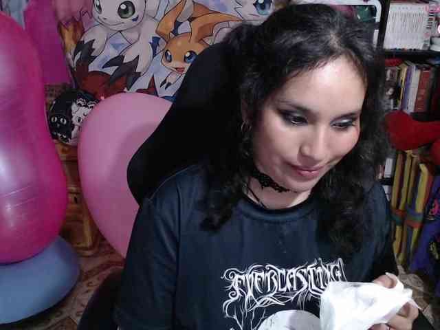 Kureijihentai webcam