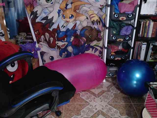 Kureijihentai webcam