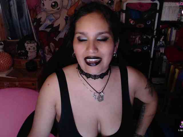 Kureijihentai webcam