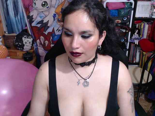 Kureijihentai webcam