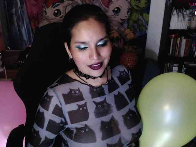 Kureijihentai webcam