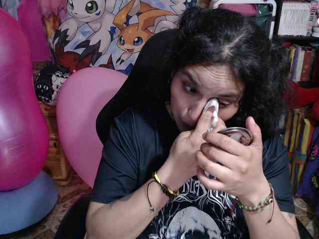 Kureijihentai webcam