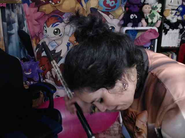 Kureijihentai webcam