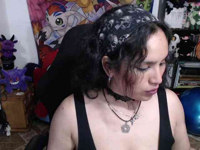 Kureijihentai webcam