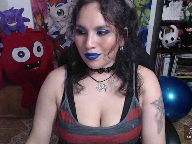 Kureijihentai webcam