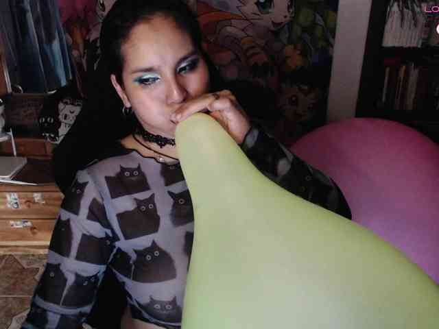 Kureijihentai webcam