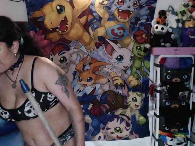 Kureijihentai webcam