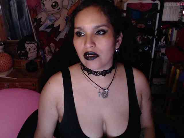 Kureijihentai webcam