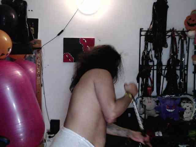 Kureijihentai webcam