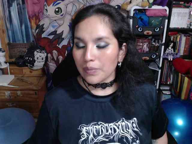 Kureijihentai webcam