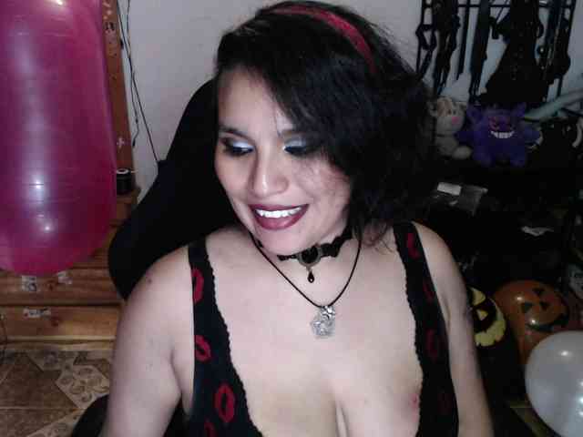 Kureijihentai webcam