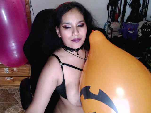 Kureijihentai webcam