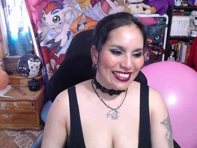 Kureijihentai webcam