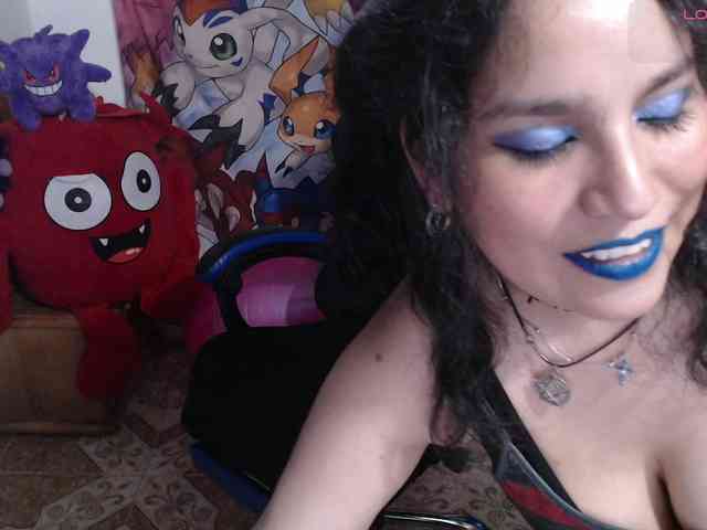 Kureijihentai webcam