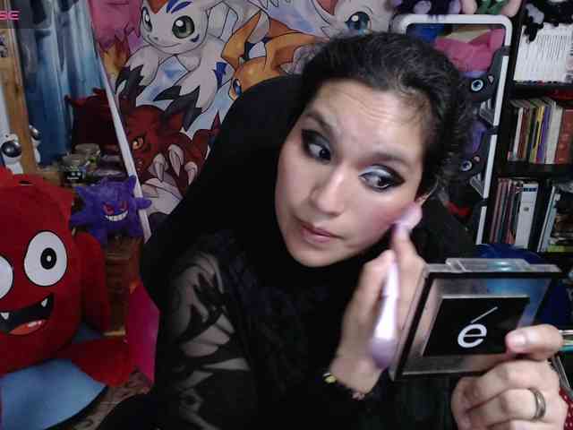 Kureijihentai webcam