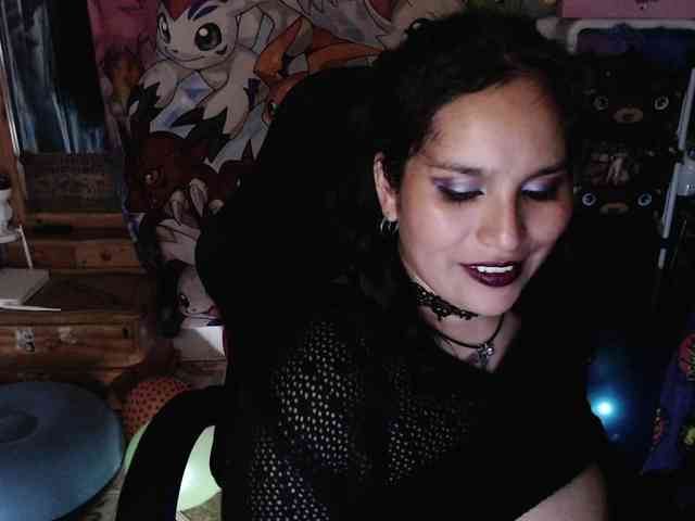 Kureijihentai webcam