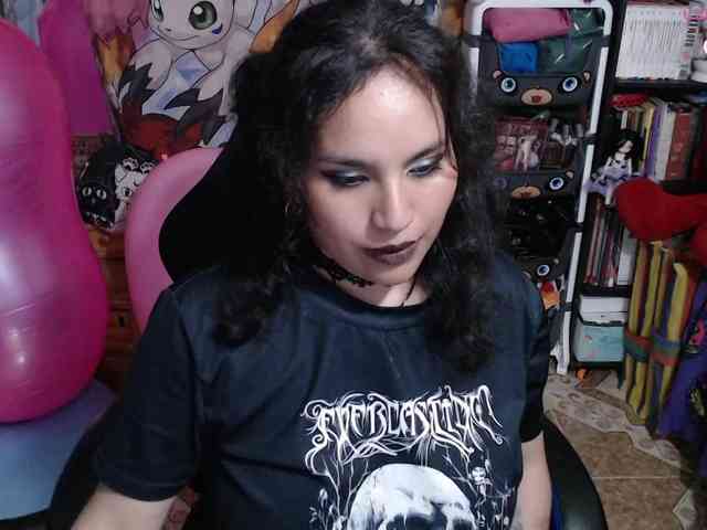 Kureijihentai webcam