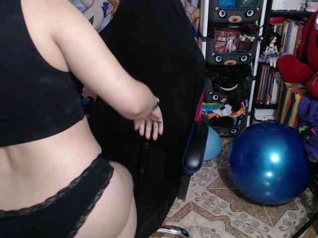 Kureijihentai webcam