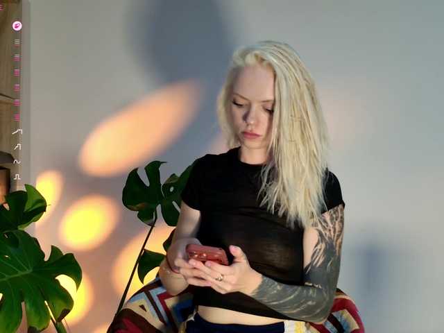 jane-booblegum's BongaCams show and profile