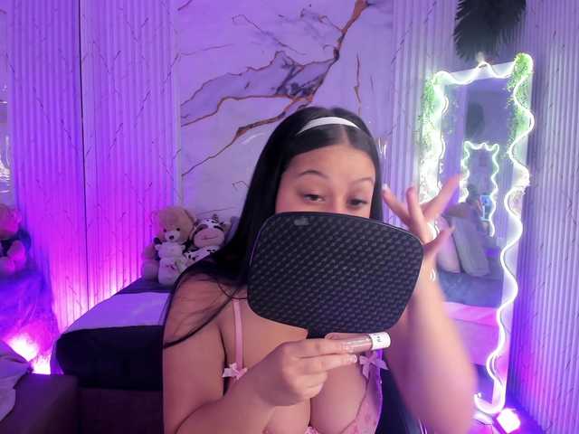 Candyy-tay1 live cam on BongaCams