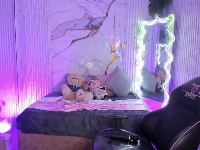 Candyy-tay1 live cam on BongaCams