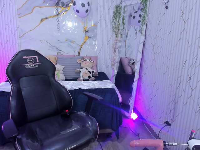 Candyy-tay1 live cam on BongaCams