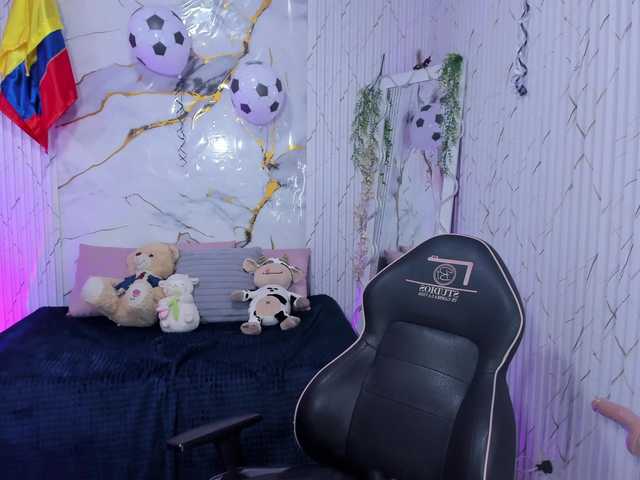 Candyy-tay1 live cam on BongaCams