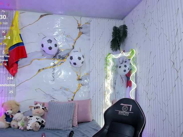 Candyy-tay1 live cam on BongaCams