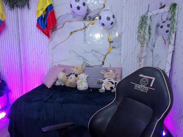 Candyy-tay1