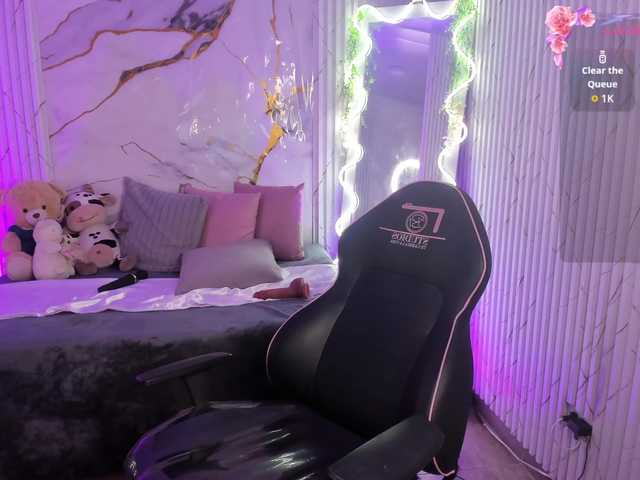 Candyy-tay1 live cam on BongaCams