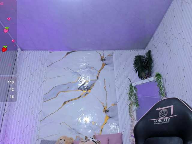 Candyy-tay1 live cam on BongaCams