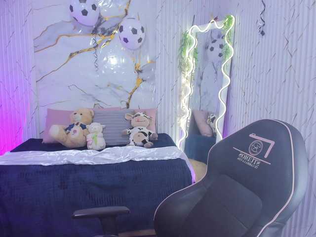 Candyy-tay1