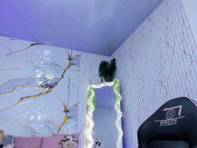 Candyy-tay1 live cam on BongaCams