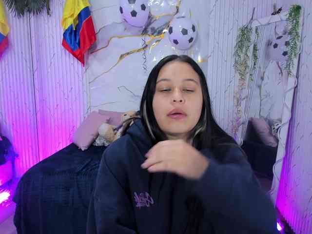 Candyy-tay1