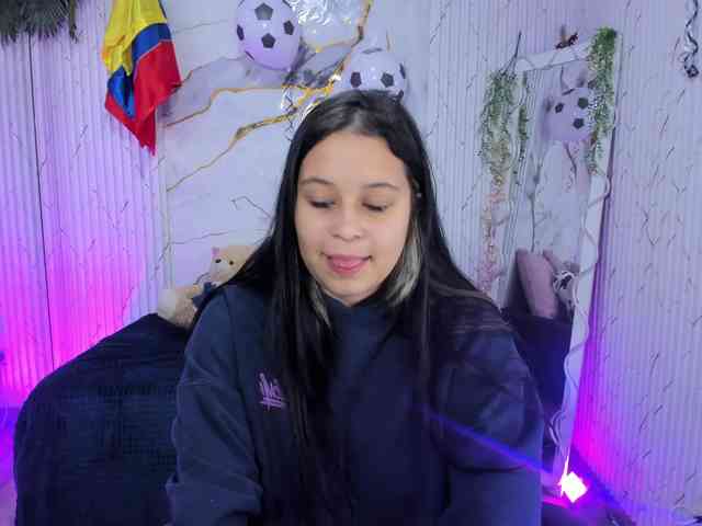 Candyy-tay1