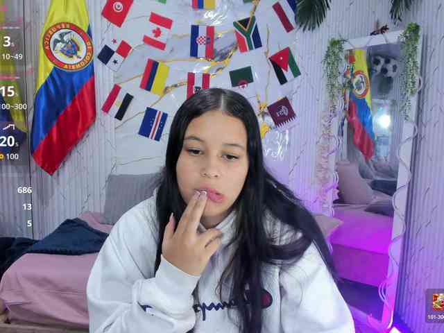 Candyy-tay1