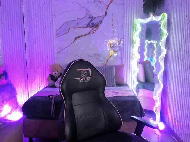 Candyy-tay1 Live Webcam on BongaCams